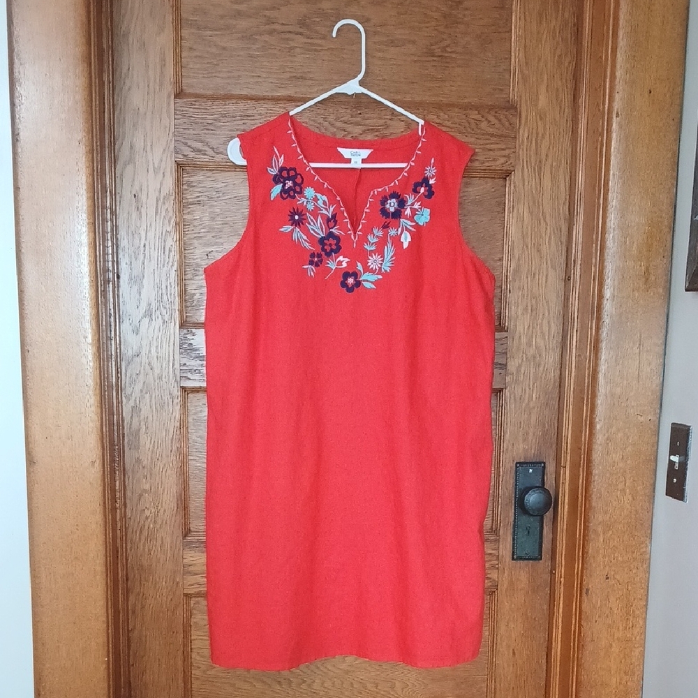 croft & barrow Red Embroidered V-Neck Shift Dress